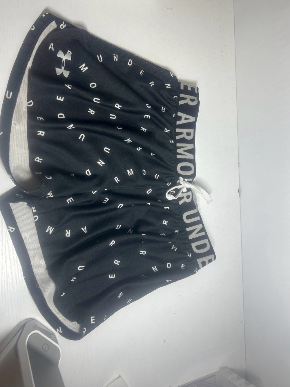 Under Armour Light Gray Interior Lined Athletic Shorts - Picture 1 of 3